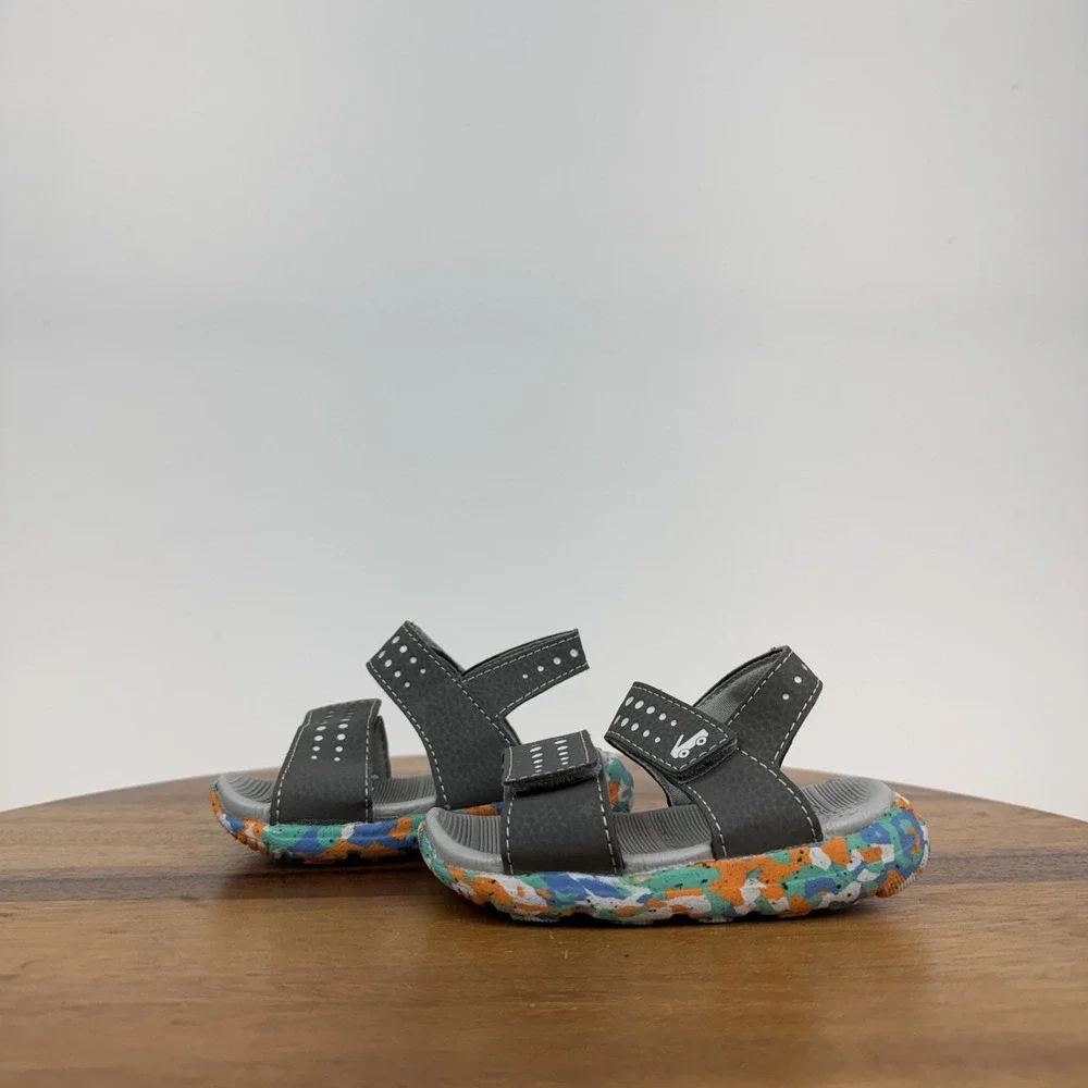 New NWOB Little Kids See Kai Run Billie Flexirun Strapped Gray Sandals‎ Size 5 C